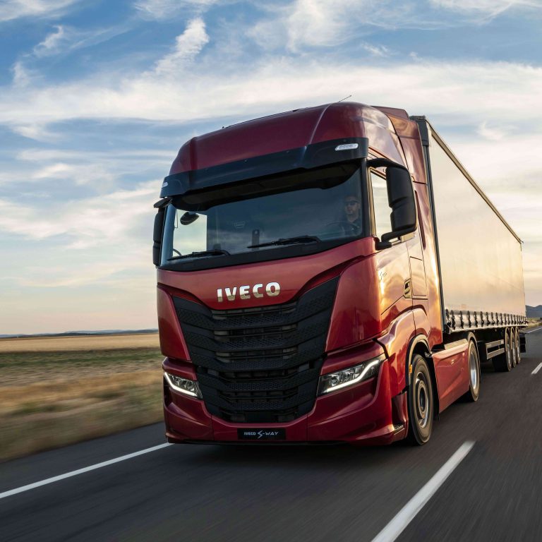 Iveco Presenta Il Nuovo S Way Sul Mercato Italiano Vado E Torno Web