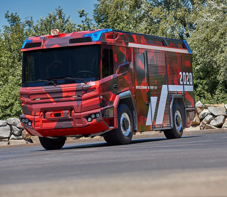 Rt Il Camion Elettrico Di Volvo Penta E Rosenbauer Per I Vigili Del Fuoco